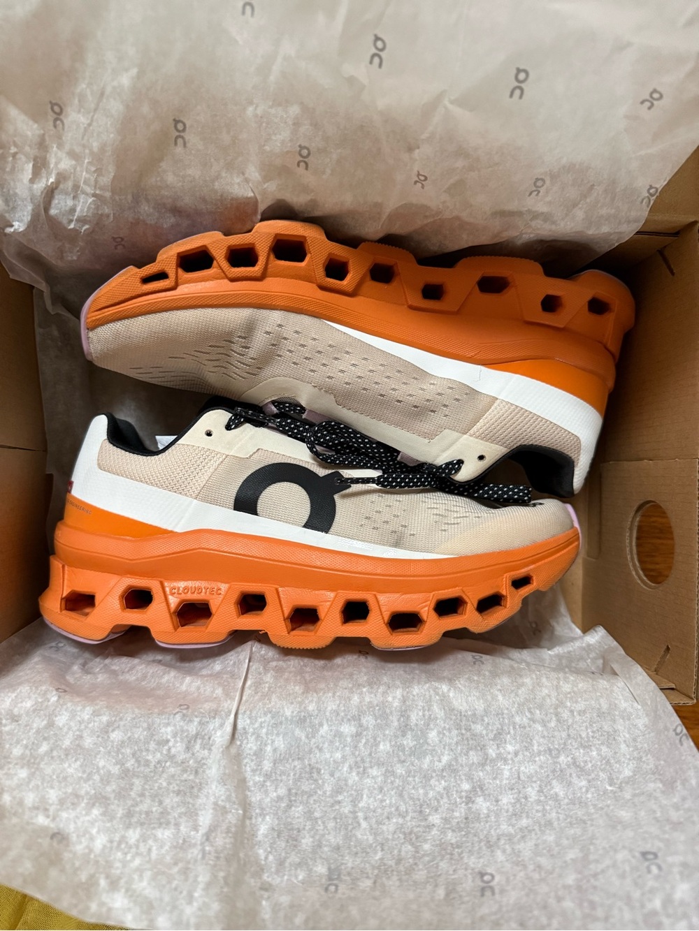 On Women's Cloudmonster in the Fawn/Turmeric Colorway Size 7.5 - Picture 11 of 11